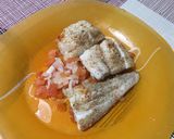 Foto del paso 6 de la receta: Lomo de merluza en lekue al horno
