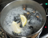 Foto del paso 1 de la receta: Mejillones del Delta del Ebro al vapor con Limón