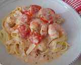 Foto del paso 6 de la receta: Pasta con gambas y tomatitos
