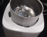 A picture of step 3 of Oreo shake.