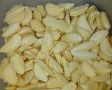 Hình bước làm 1 của món Tỏi Ngâm Dấm