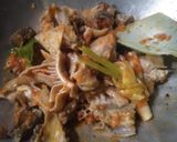 Foto langkah ke 4 dari resep Gongso Jeroan Sapi.