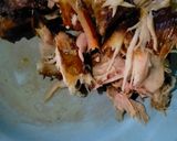 Foto langkah ke 1 dari resep Tumis ikan pari asap.