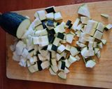 A picture of step 1 of Chilled Zucchini and Melon Soup.
