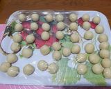 Hình bước làm 1 của món Bánh bao hoa hồng khoai lang
