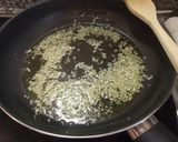 Foto del paso 4 de la receta: Rape en salsa de langostino