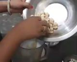A picture of step 2 of Panch Meva laddu.