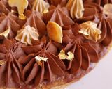 Foto del paso 6 de la receta: Tarta de nueces con ganache de café y trufa de chocolate