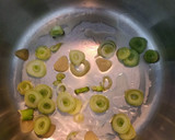 Foto del paso 2 de la receta: Patatas guisadas con bacalao fresco