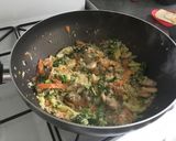 Csirkés-karfiol rizses stir fry (ketogén) recept fázis 3 fotója