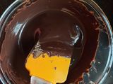 वाॅलनट चॉकलेट चिक्की (walnuts chocolate chikki recipe in Hindi)