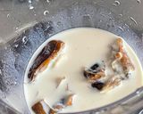 A picture of step 1 of Banana Date Smoothie:.