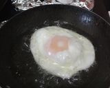 Foto del paso 1 de la receta: Huevos estrellados con salsa de semillas