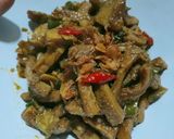 Foto langkah ke 5 dari resep Oseng kikil kulit kerbau.