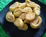 Foto langkah ke 5 dari resep Chicken Shrimp Egg Roll.