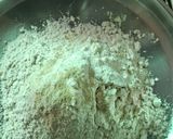 A picture of step 2 of Cheese,onion kachori.