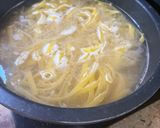 Foto del paso 1 de la receta: Tallarines con verduras y pollo