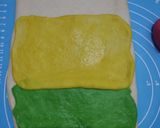 Foto langkah ke 7 dari resep (Sourdough Discard) Rainbow Mantau.