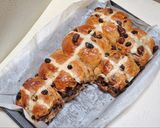 Foto langkah ke 10 dari resep Roti 'cross bun' Coklat Kismis.