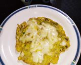 A picture of step 5 of Mushroom Cheese Omelette.