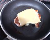 Foto del paso 2 de la receta Chuletas de cerdo con queso y piña caramelizada