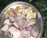 मशरूम की ग्रेवी सब्जी (mushroom ki gravy sabzi recipe in Hindi) रेसिपी चरण 3 फोटो