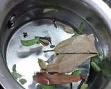 இஞ்சி துளசி கசாயம் ரெசிபி ஸ்டேப் 1 புகைப்படம்