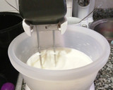 Foto del paso 7 de la receta: Tarta de yogur de fresa