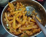 A picture of step 4 of Paneer Aloo Smiley Sizzler.