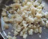 உருளை கிழங்கு பூரிக்கு (Urulaikilangu For poori) ரெசிபி ஸ்டேப் 2 புகைப்படம்