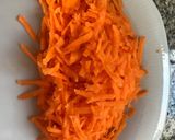 Foto del paso 2 de la receta: Fideos 🍜 con zanahoria 🥕 huevo 🥚 papa 🥔 y tomates 🍅 secos