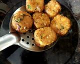 A picture of step 4 of Poha Pops.