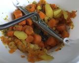 Une image de l'étape 8 de Cercueils de pommes de terre d'Halloween sur lit de purée de carottes.
