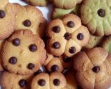 Foto langkah ke 4 dari resep Butter Cookies / Kue Mentega.
