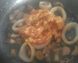 Foto del paso 10 de la receta: Arroz con setas y marisco