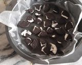 A picture of step 2 of Oreo brownies.