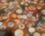 Foto langkah ke 3 dari resep 27. Seblak dengan Jamur Enoki.
