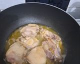 Foto langkah ke 1 dari resep Ayam Kecap Mentega.