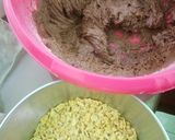 Foto langkah ke 5 dari resep Cornflakes Choco Cookies.