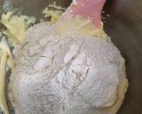 Foto langkah ke 2 dari resep Marmer Cake.
