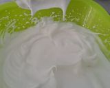Foto langkah ke 2 dari resep Chiffon Sederhana (Bisa tanpa santan) Takaran Sendok.