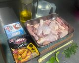 Foto langkah ke 1 dari resep Gulai ayam praktis ala fe.