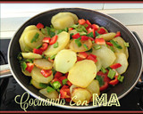 Foto del paso 2 de la receta: Patatas a lo Pobre con Pimientos