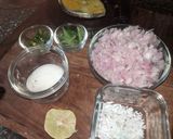 A picture of step 2 of Fish puttu.