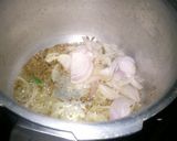 A picture of step 7 of Matar pulao & kheera-pyaz raita(green peas pulao wid cucumber & onion raita).