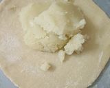 A picture of step 2 of Sanja poli.