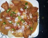 A picture of step 7 of Fried Idli Chat.