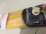 Pastas con jamón y salsa napolitana