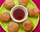 A picture of step 6 of Aloo Kachori.