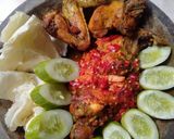 Foto langkah ke 4 dari resep Ayam goreng sambel bawang.